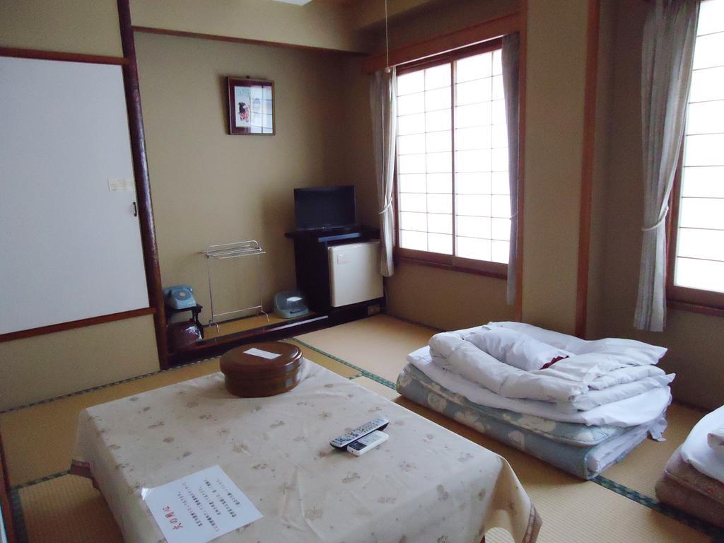 Minshuku Shigemura Atami  Ngoại thất bức ảnh