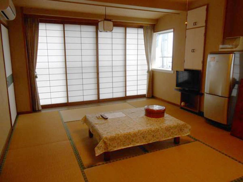 Minshuku Shigemura Atami  Ngoại thất bức ảnh